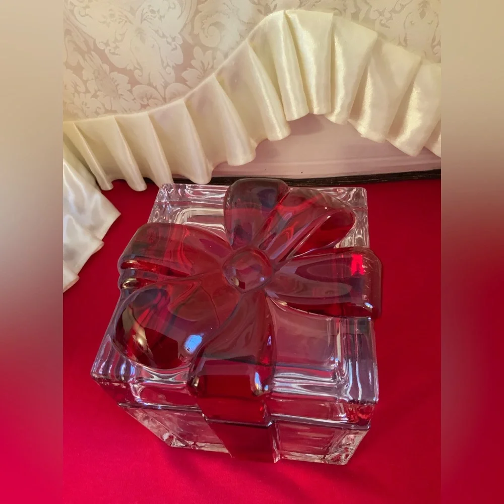 GODINGER VINTAGE GLASS BOW BOX